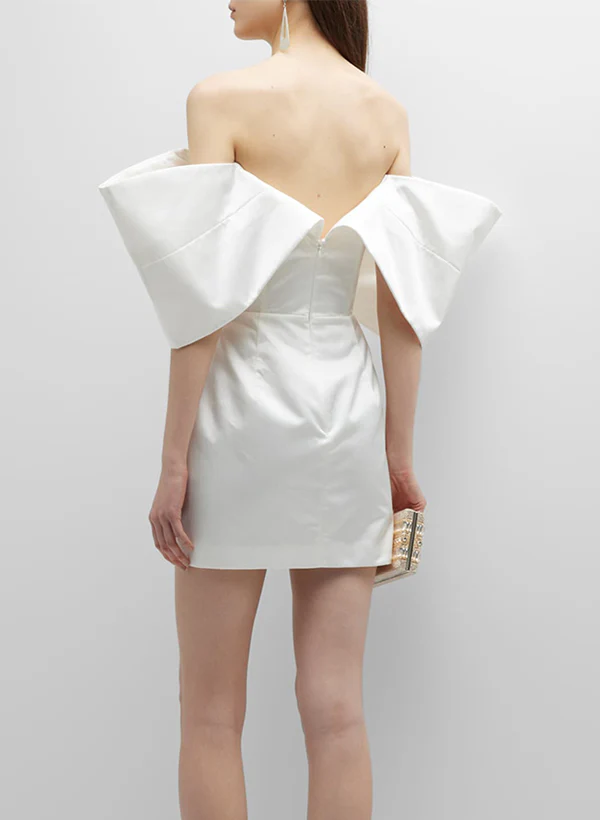 Sheath/Column Off-The-Shoulder Short/Mini Satin Homecoming Dresses - Image 2