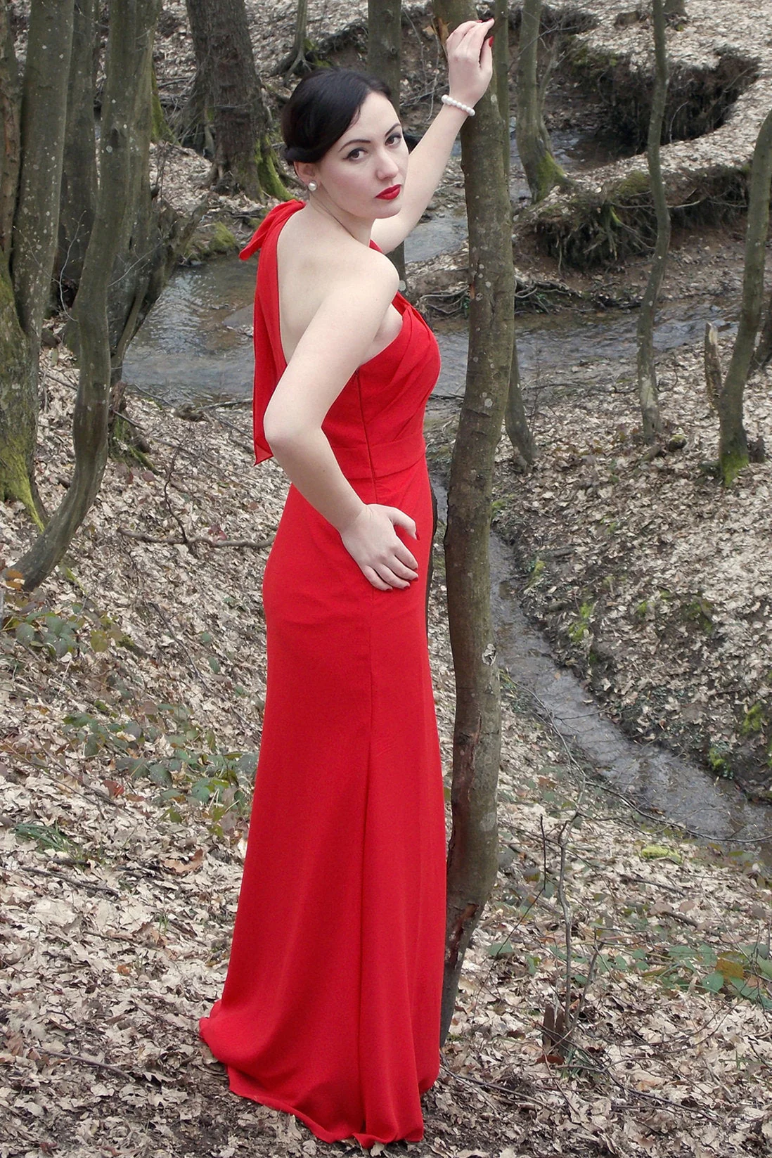 Sheath One-shoulder Floor Length Chiffon Sleeveless Bridesmaid Dress - Image 4