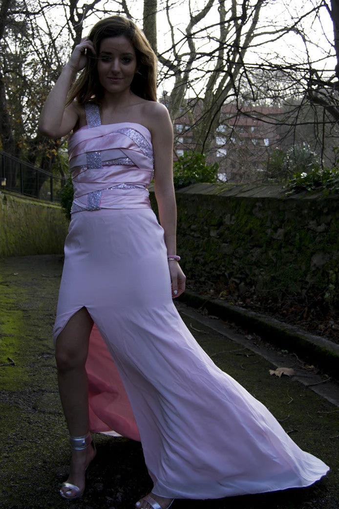 Sheath One-shoulder Wide Strap Front Slit Floor Length Chiffon Paillette Evening Dress - Image 5