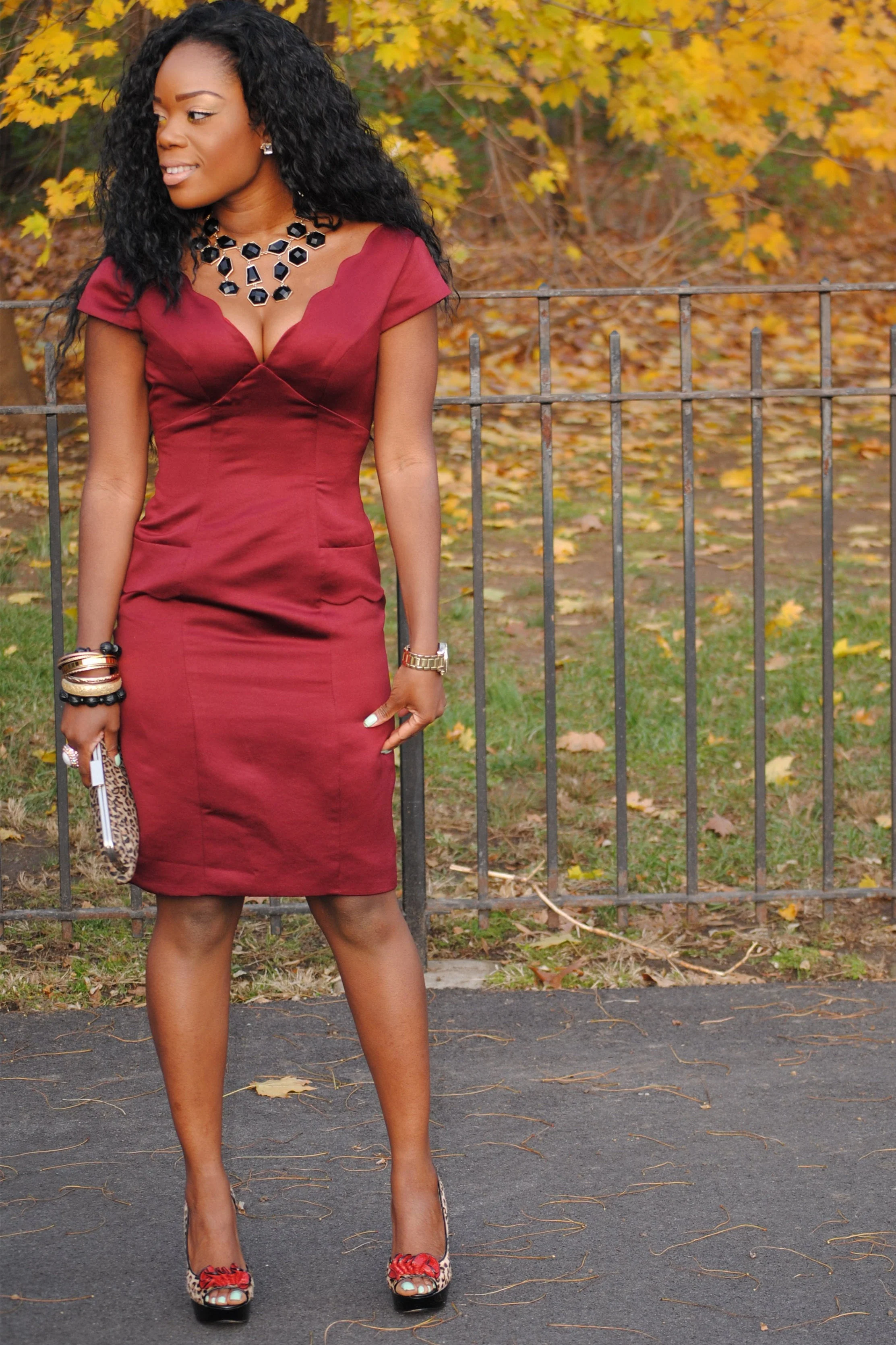 Sheath V-neck Knee Length Short Sleeves Bridesmaid Dress - Image 8