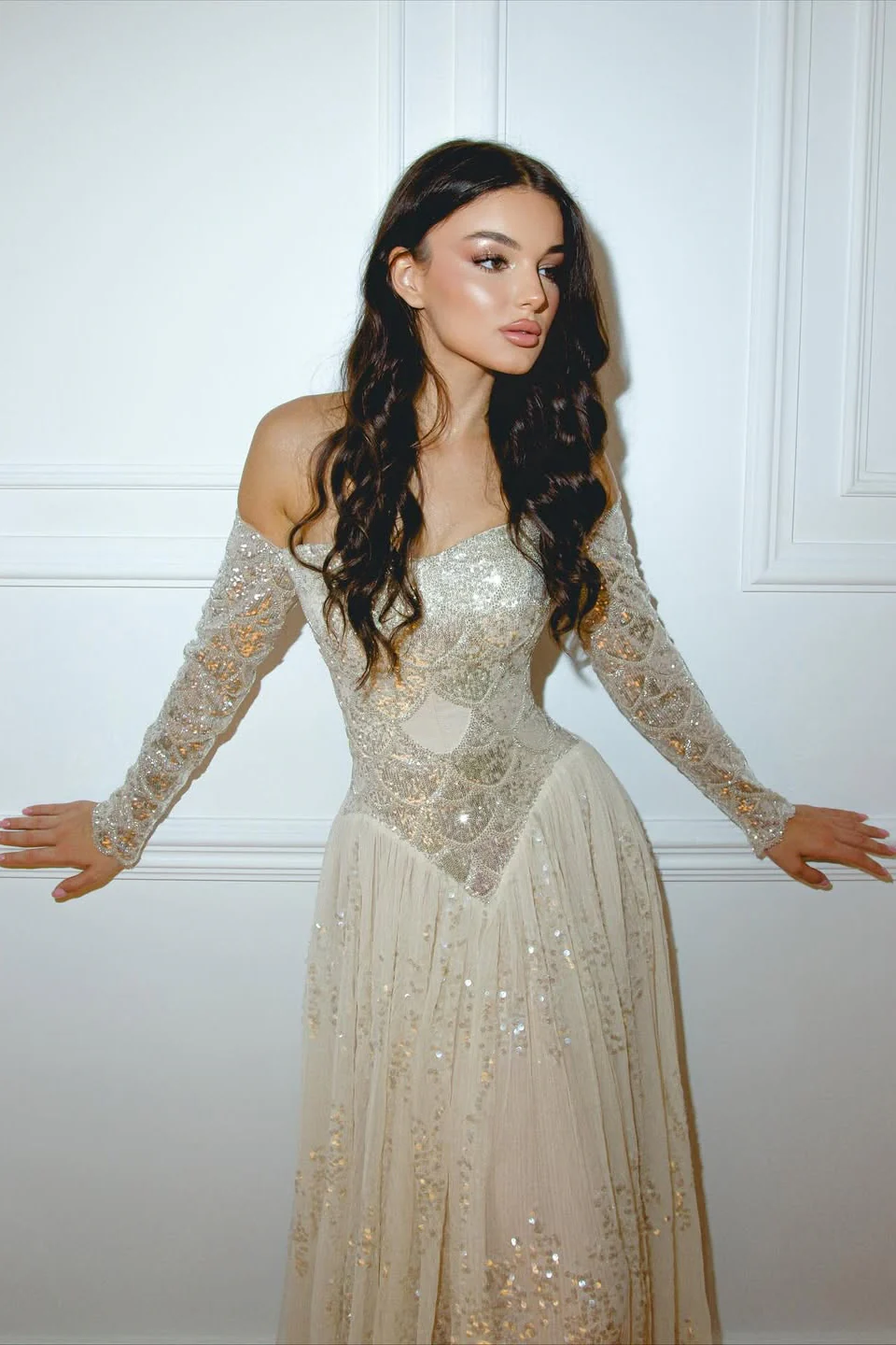 Shining Sweetheart Long Sleeves Tulle Prom Dress A-Line Sequins Beads With Pleats - Image 5