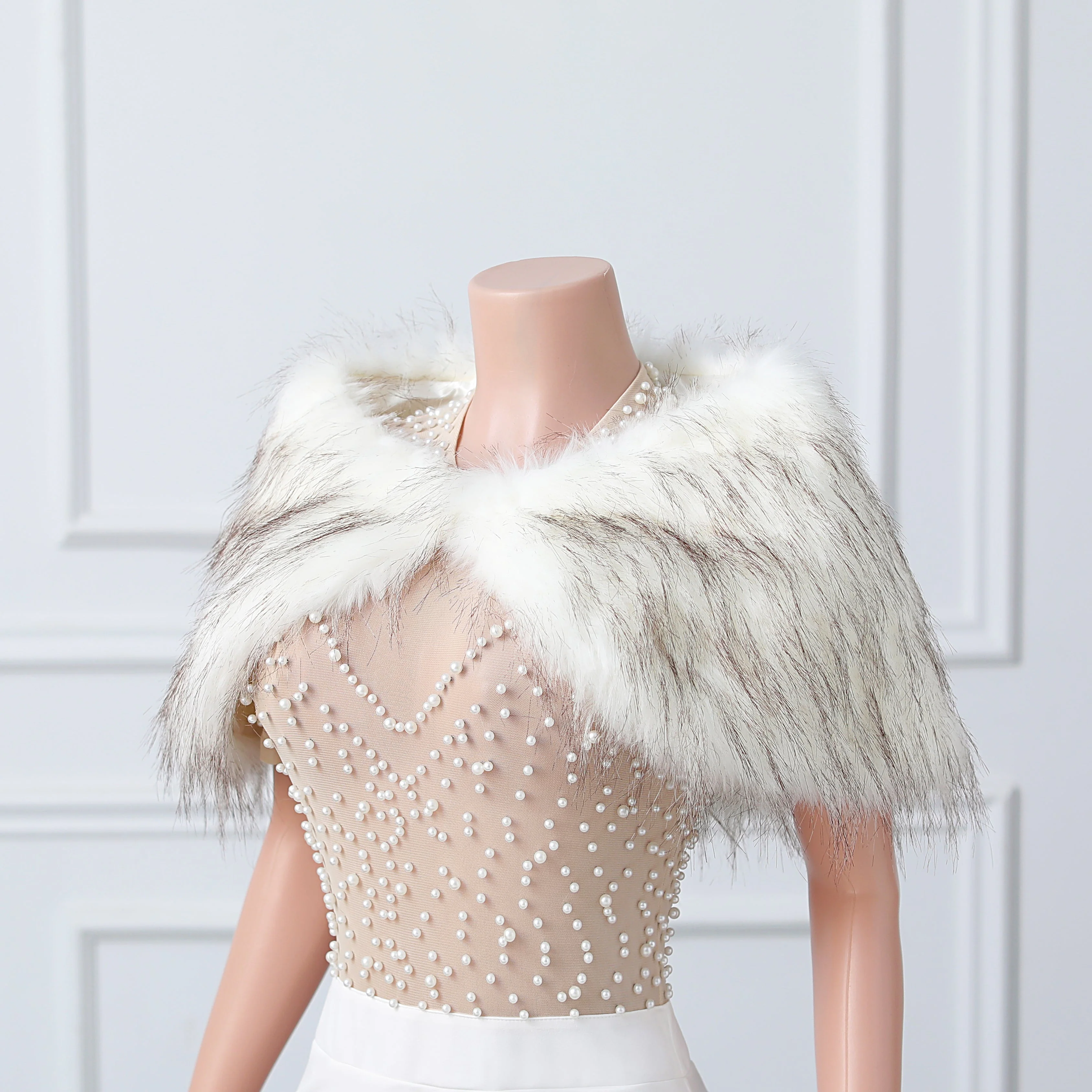 Short White with Brown Floral Winter Wraps - Image 3