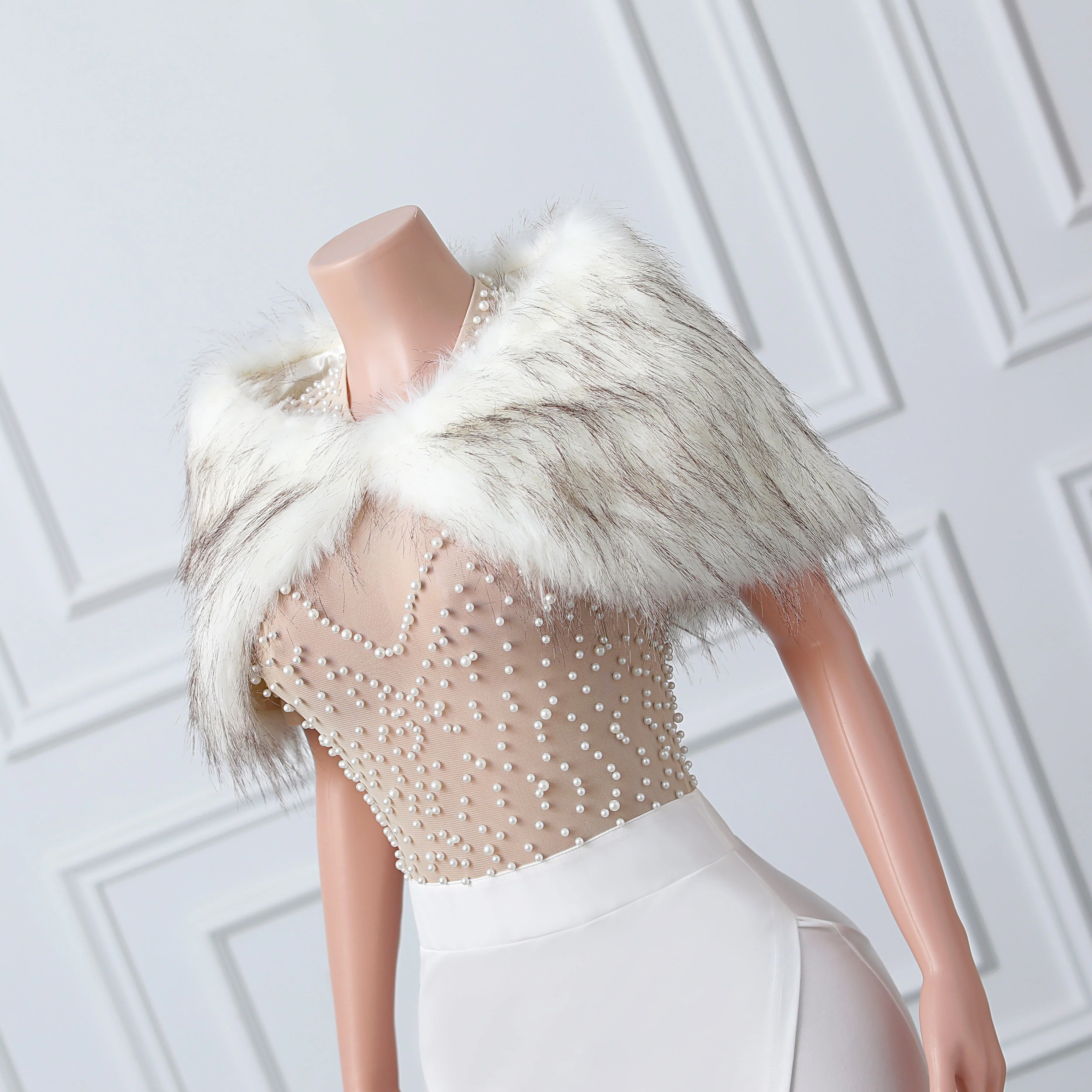 Short White with Brown Floral Winter Wraps - Image 5