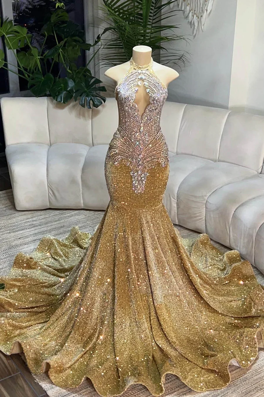 Silver Beaded Sequin Court Train Sleeveless Prom Dresses - Image 3