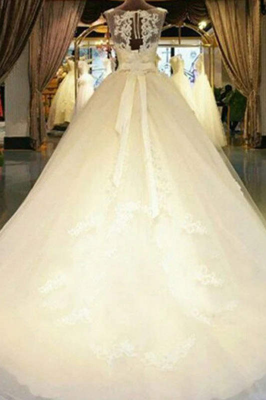 Sleeveless Ribbon Scoop Applique Tulle Ball Gown Cathedral Train Wedding Dresses - Image 3