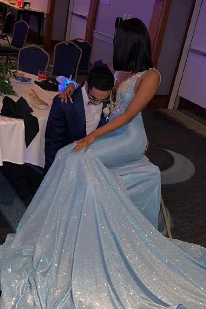 Sleeveless V-neck Appliques Court Train Mermaid Long Prom Dresses - Image 3