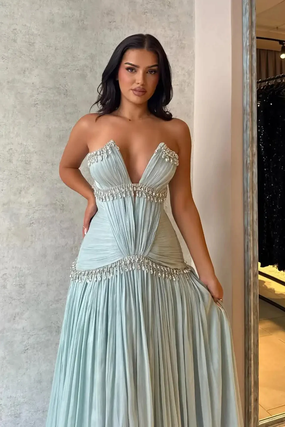 Sparkling V-Neck Strapless Sleeveless Prom Dress A-Line Gem With Pleats - Image 4
