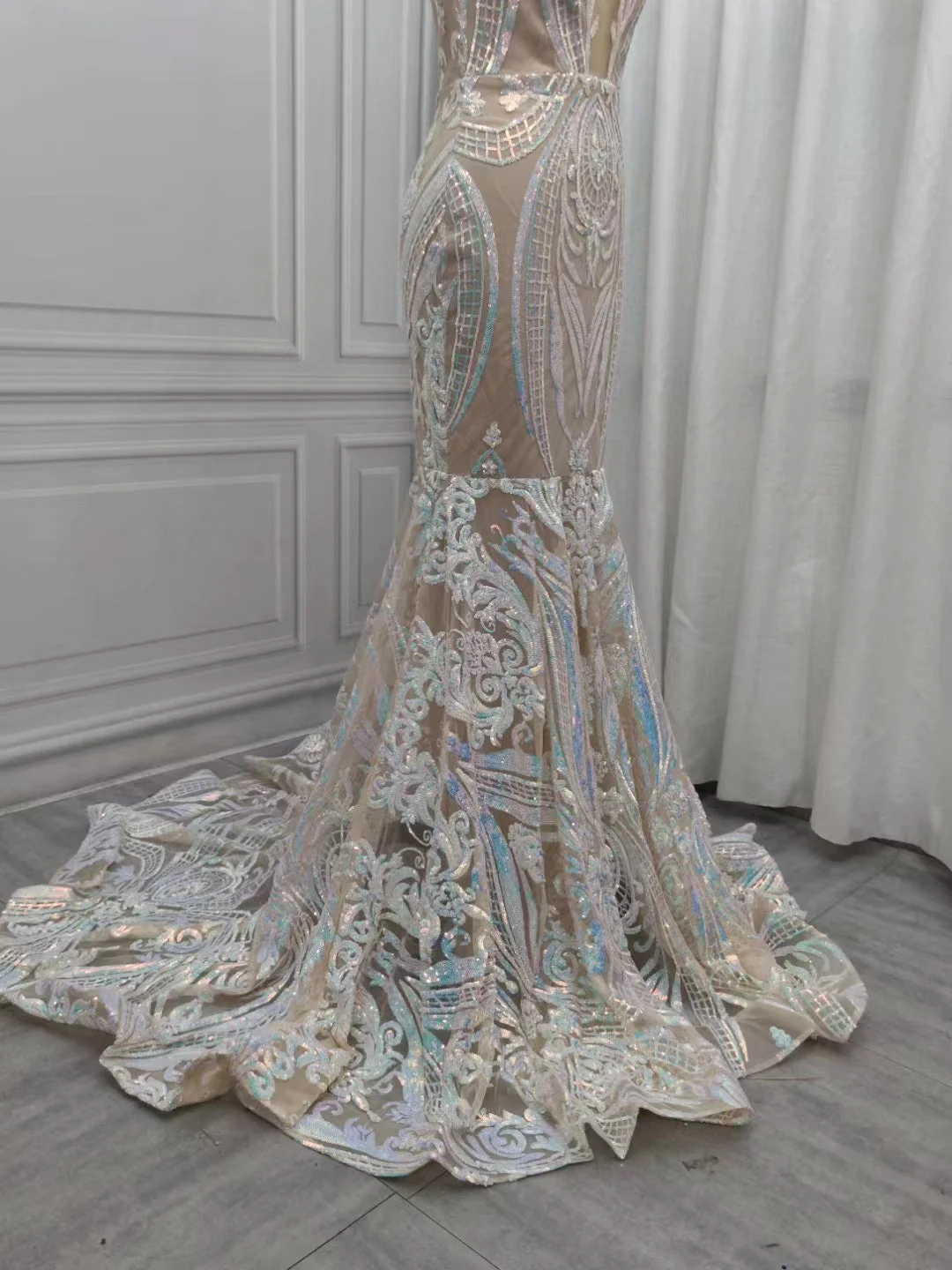 Classic Mermaid Lace Floor-Length Prom Dress On Sale - Image 6