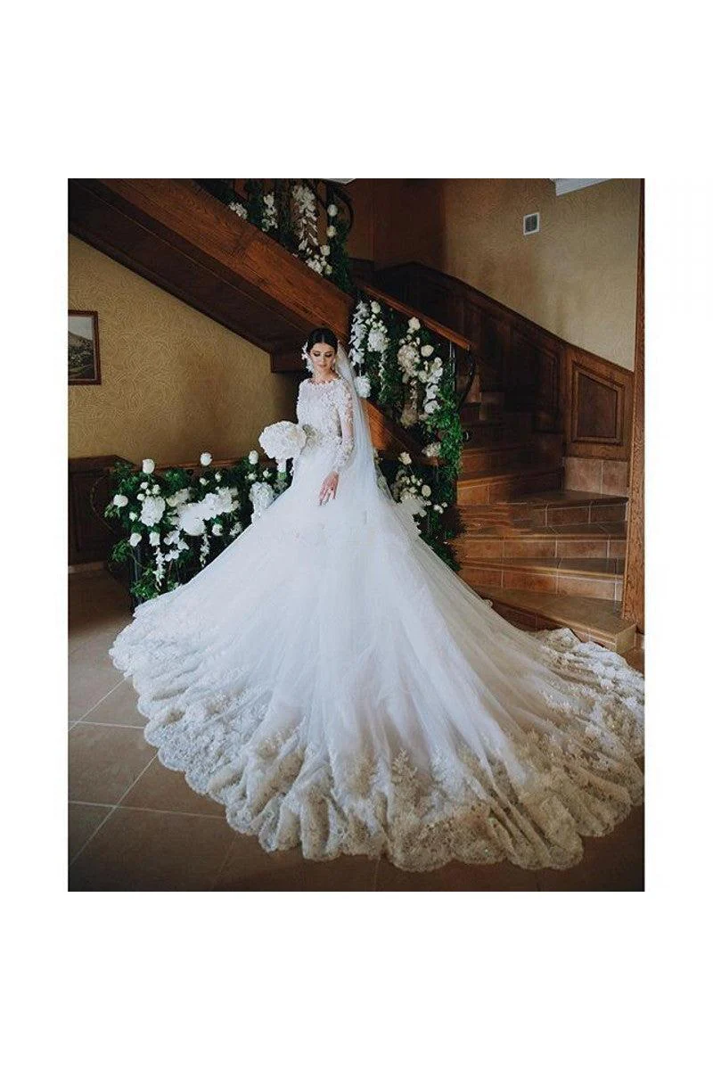 Stunning Royal Wedding Dresses Vintage Long Appliques Sleeved Arabic Bridal Gowns - Image 4