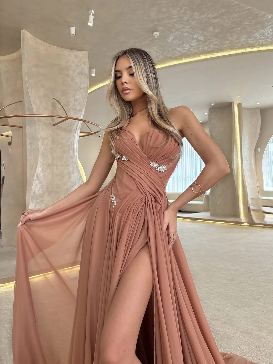 Stunning Sweetheart Long Chiffon Prom Dress Split With Pleats - Image 2