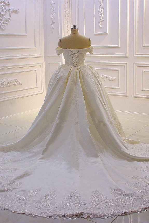 Sweetheart Lace Appliques Off the Shoulder Detachable Train Wedding Dress - Image 3