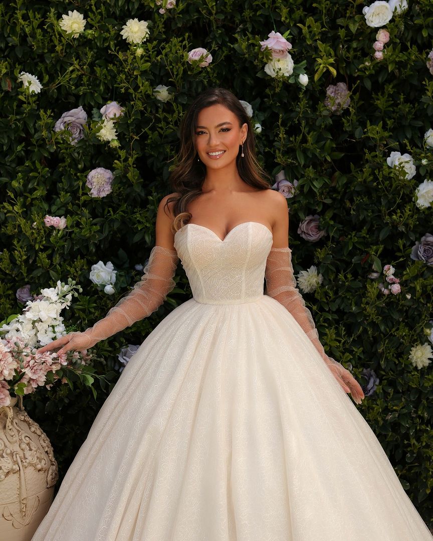 Sweetheart Long A-line Princess Glitter Sleeveless Lace Bridal Wear Long - Image 3