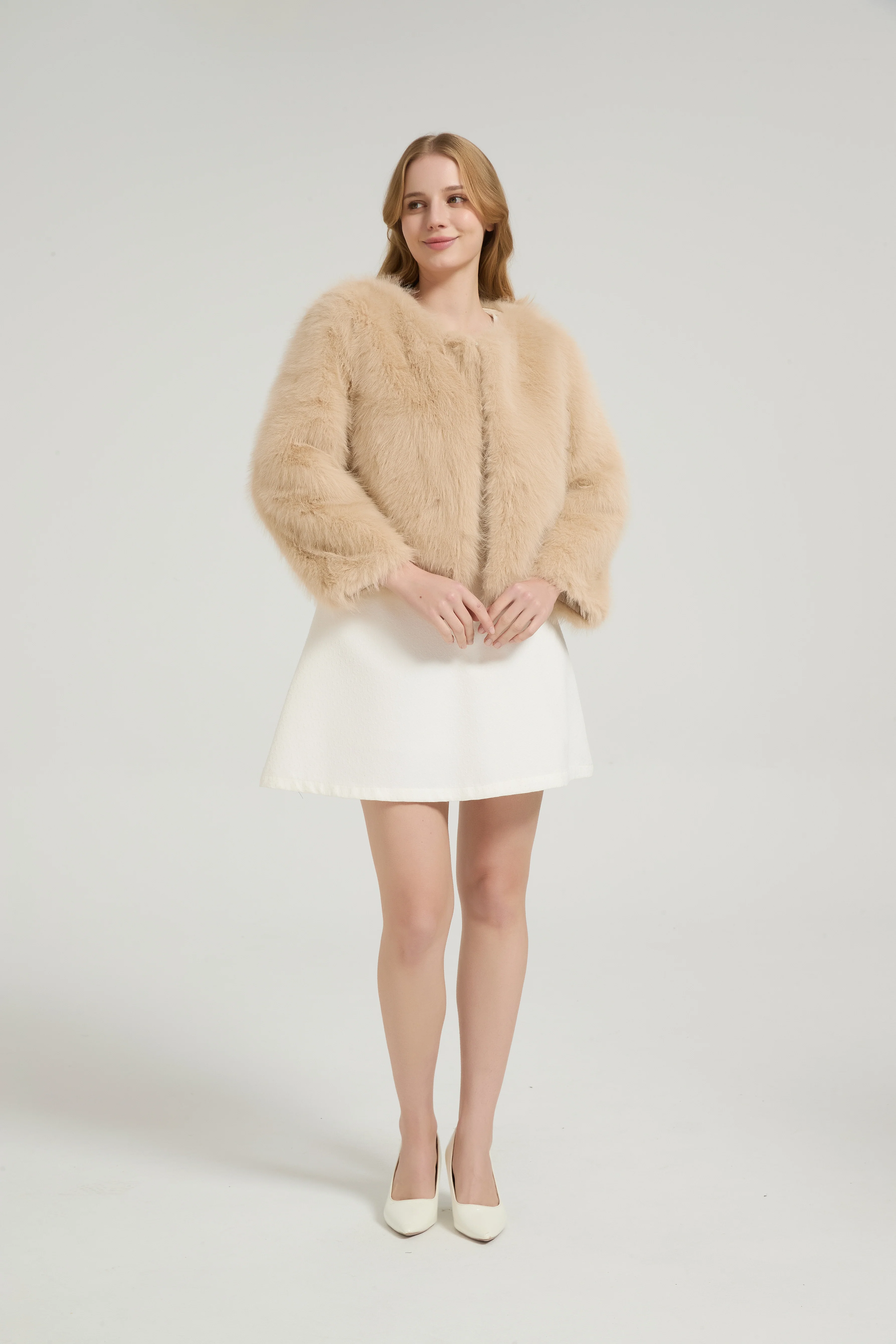 Timeless Faux Fur Long Sleeves Short Jacket Winter Wedding Shawl - Image 10