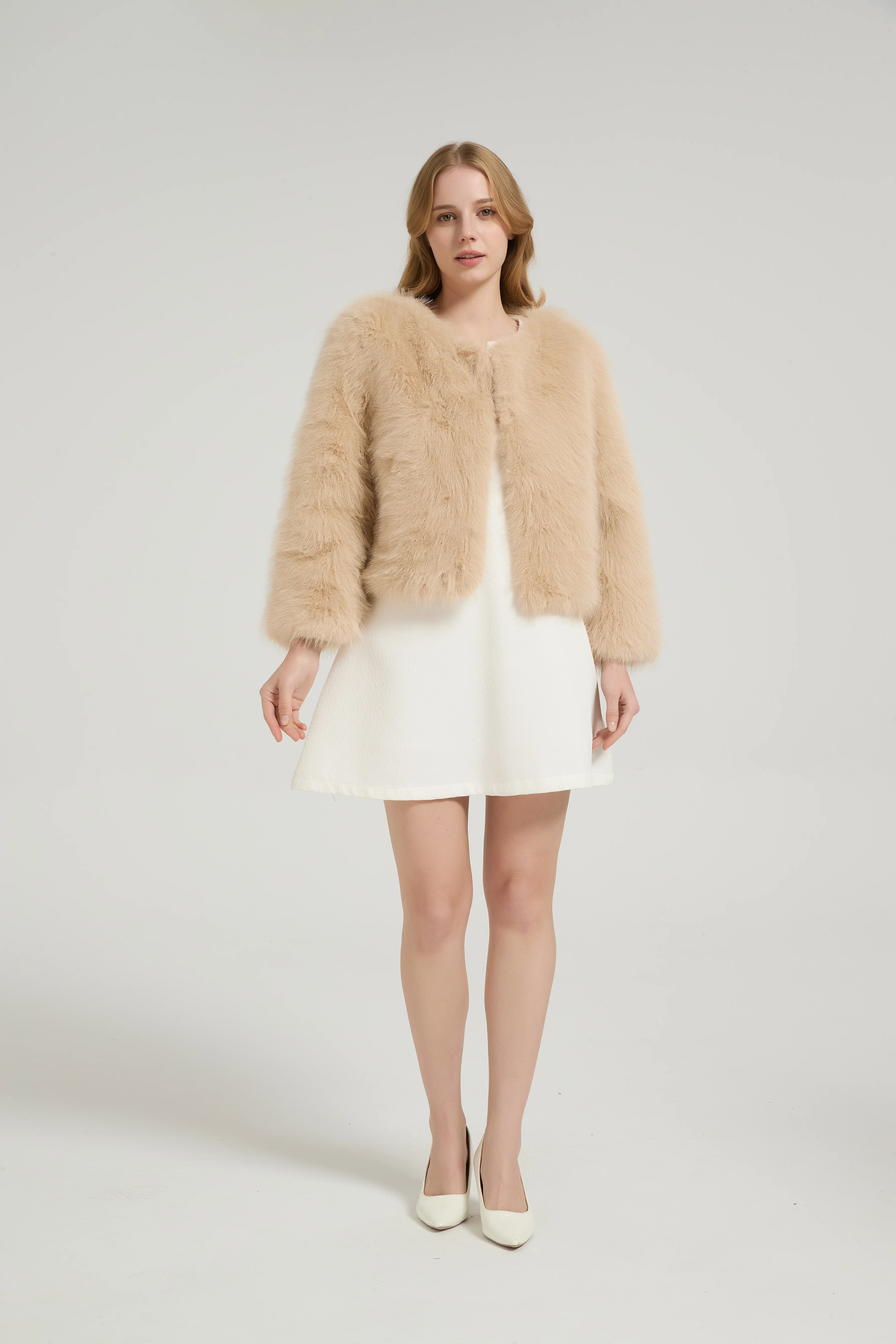 Timeless Faux Fur Long Sleeves Short Jacket Winter Wedding Shawl - Image 12