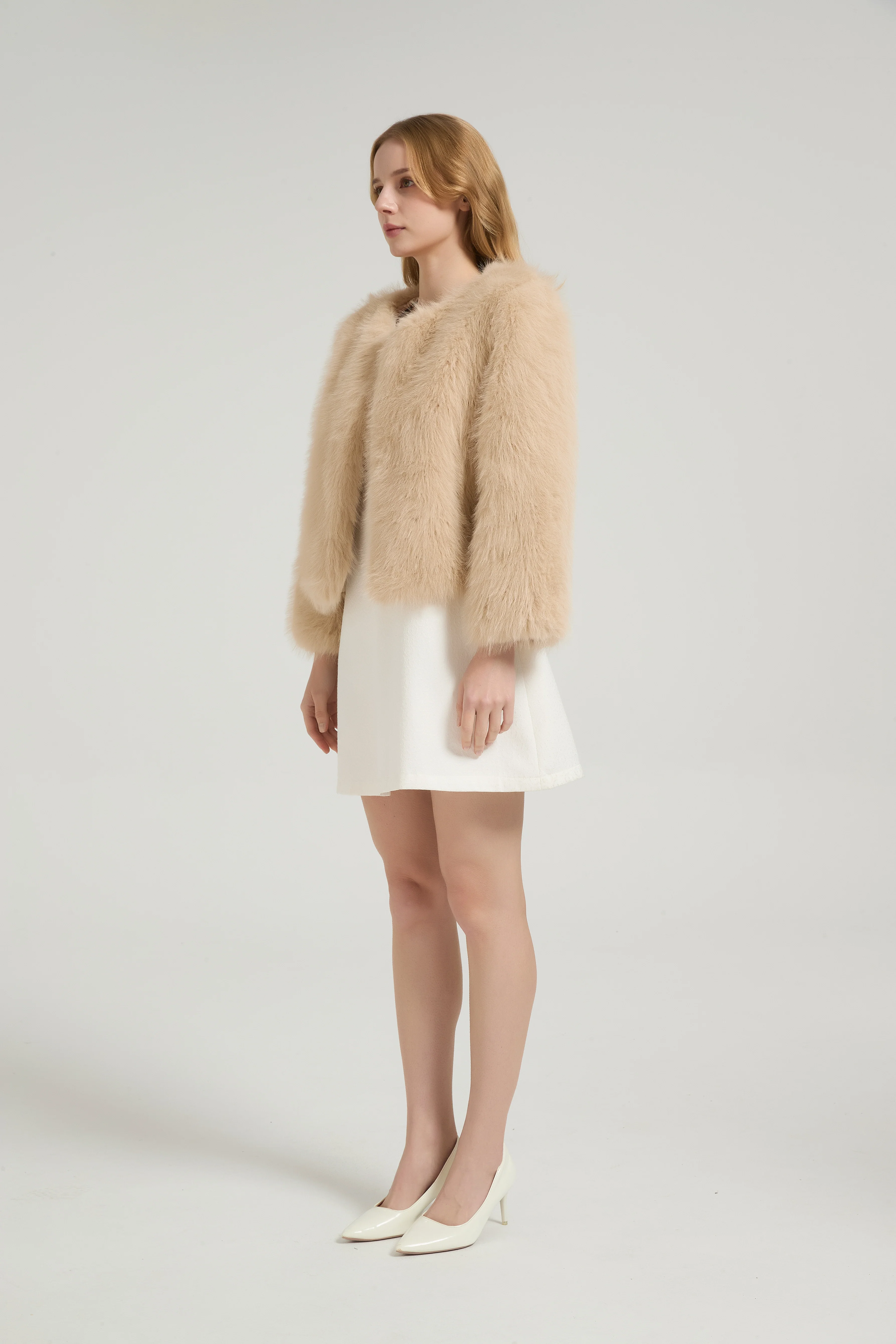 Timeless Faux Fur Long Sleeves Short Jacket Winter Wedding Shawl - Image 5