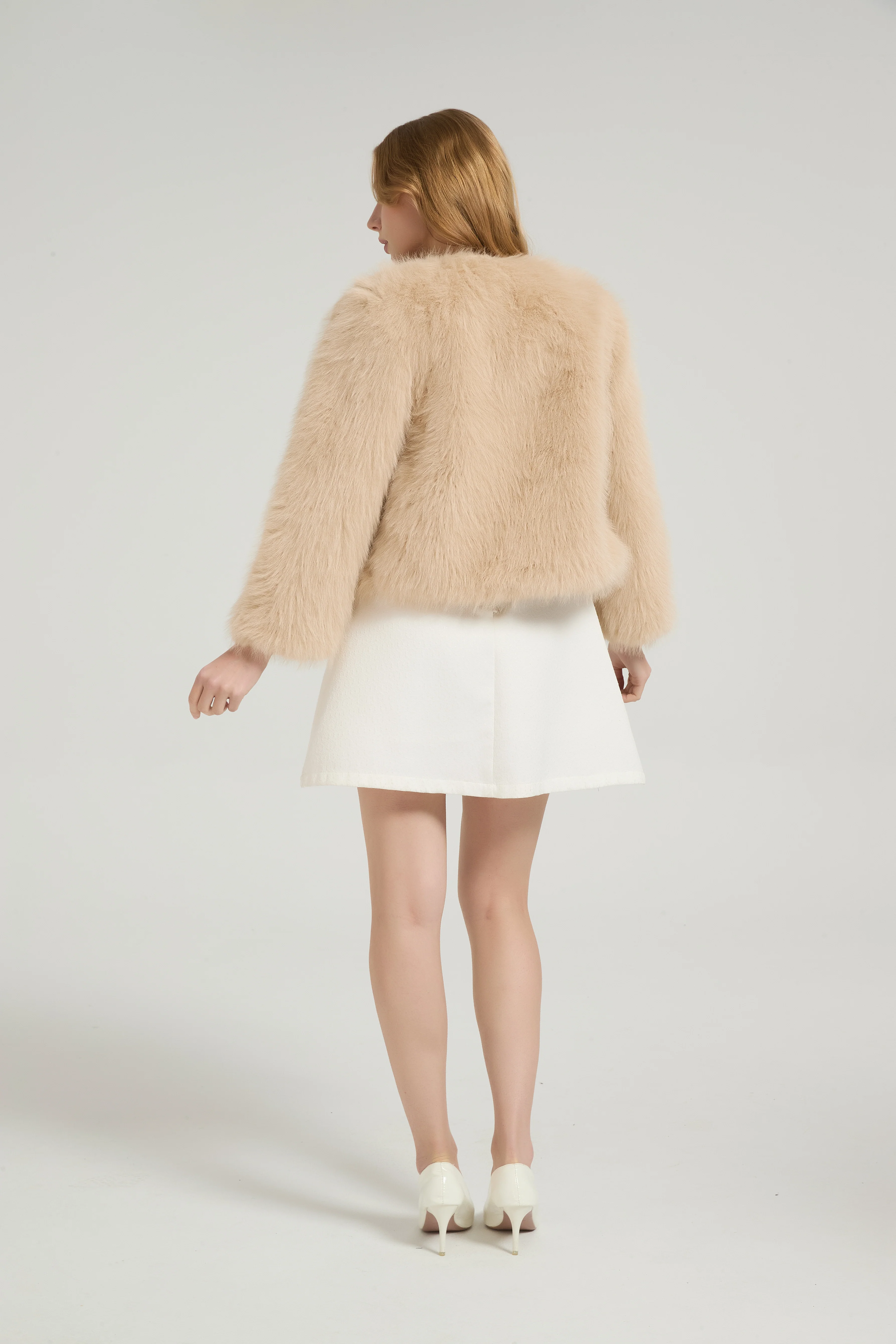Timeless Faux Fur Long Sleeves Short Jacket Winter Wedding Shawl - Image 7