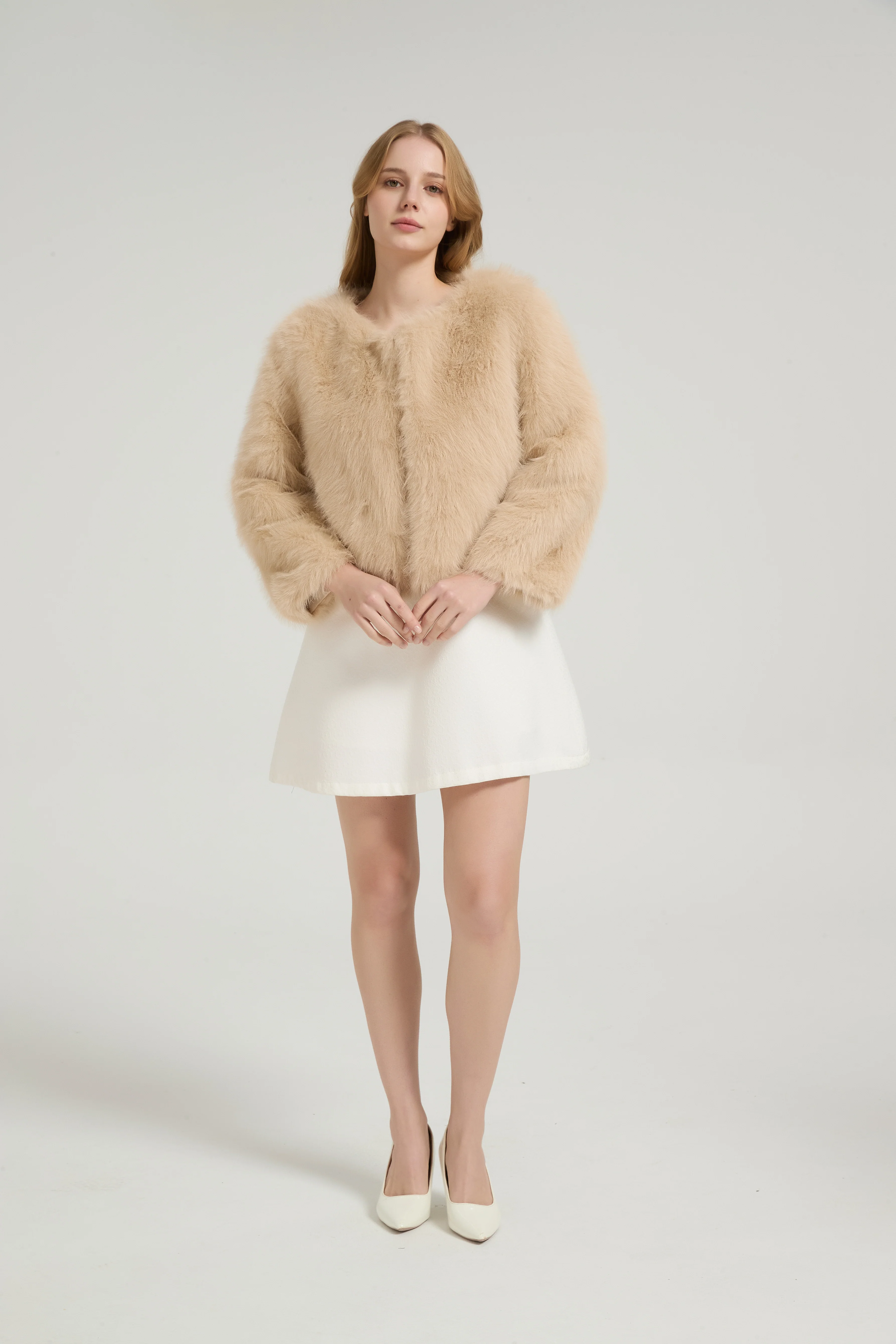 Timeless Faux Fur Long Sleeves Short Jacket Winter Wedding Shawl - Image 9