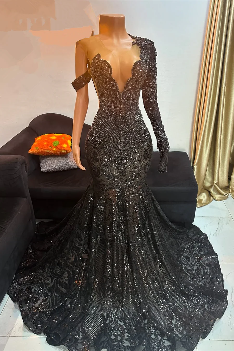 Unique Black Cap sleeves Beaded Mermaid Court Train Prom Dresses - Image 4
