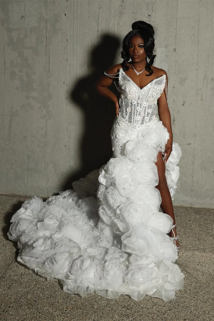 V-neck Ivory Flower Ruffles High Split Court Train Mermaid Prom Dresses - Image 4