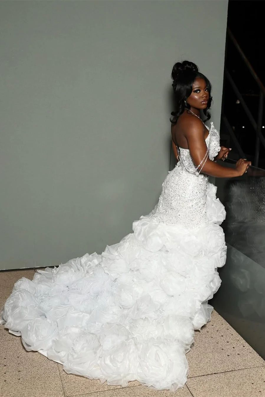 V-neck Ivory Flower Ruffles High Split Court Train Mermaid Prom Dresses - Image 5