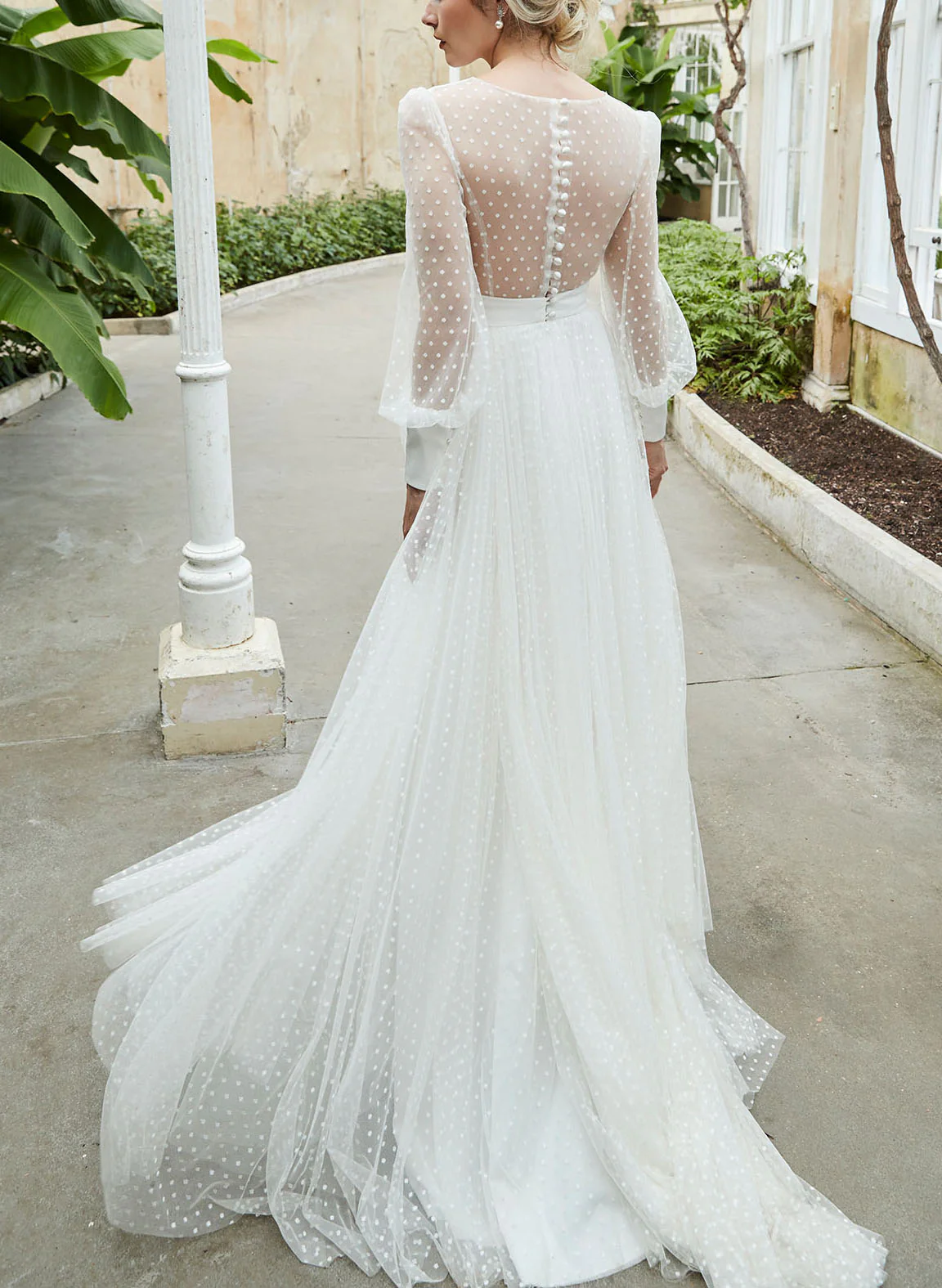 V-Neck Long Sleeves Tulle Chic A-line Wedding Dresses - Image 2