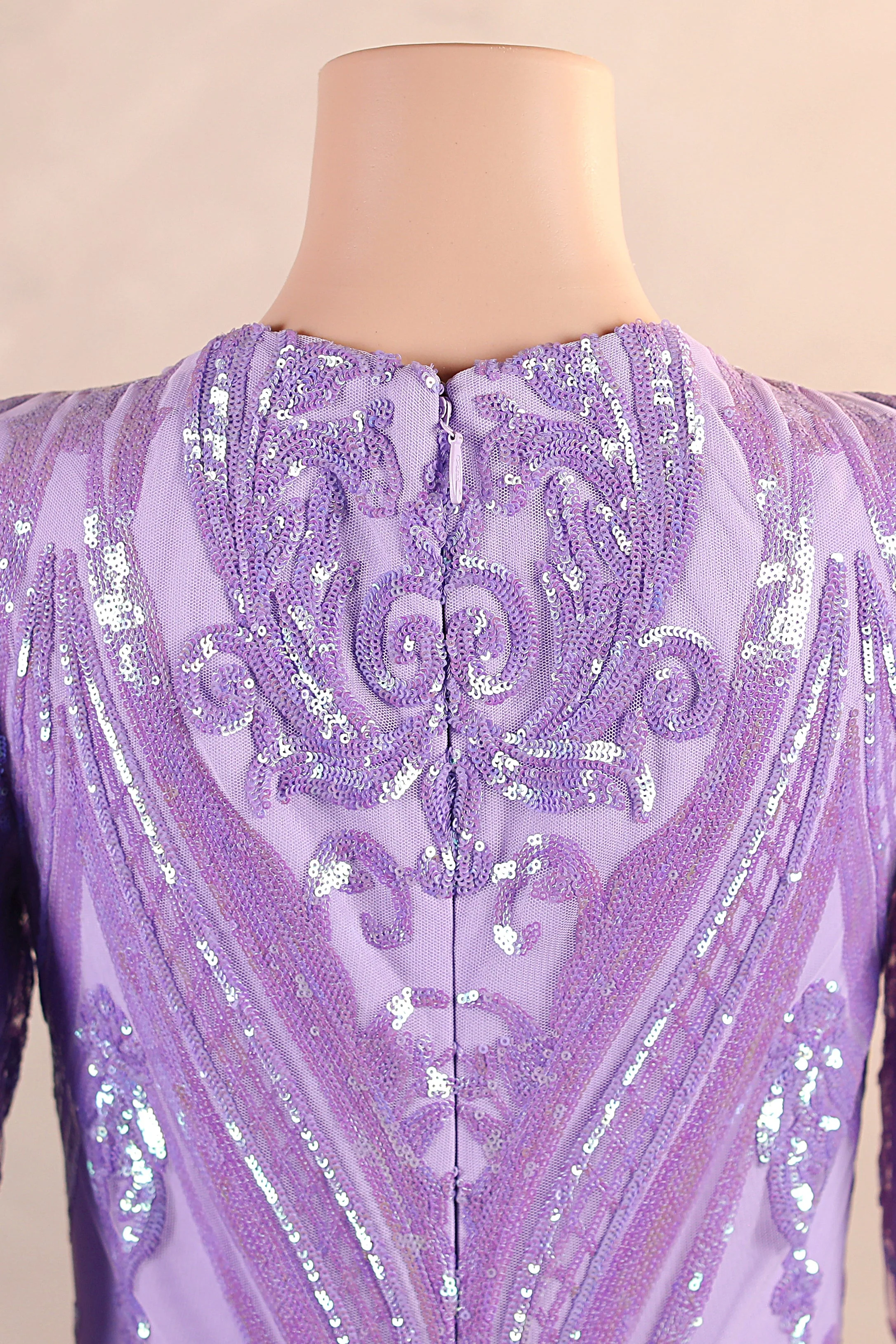 V-Neck Mermaid Sweep Train Sequins Zipper Long Sleeve Evening Dress - Image 4
