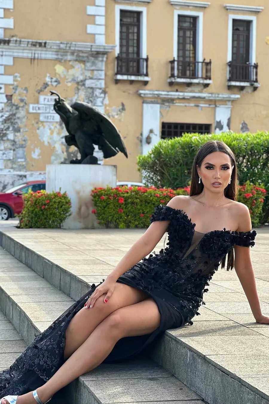 Vintage Black Off-The-Shoulder Mermaid Prom Dresses Sheath Long With High Split - Image 3