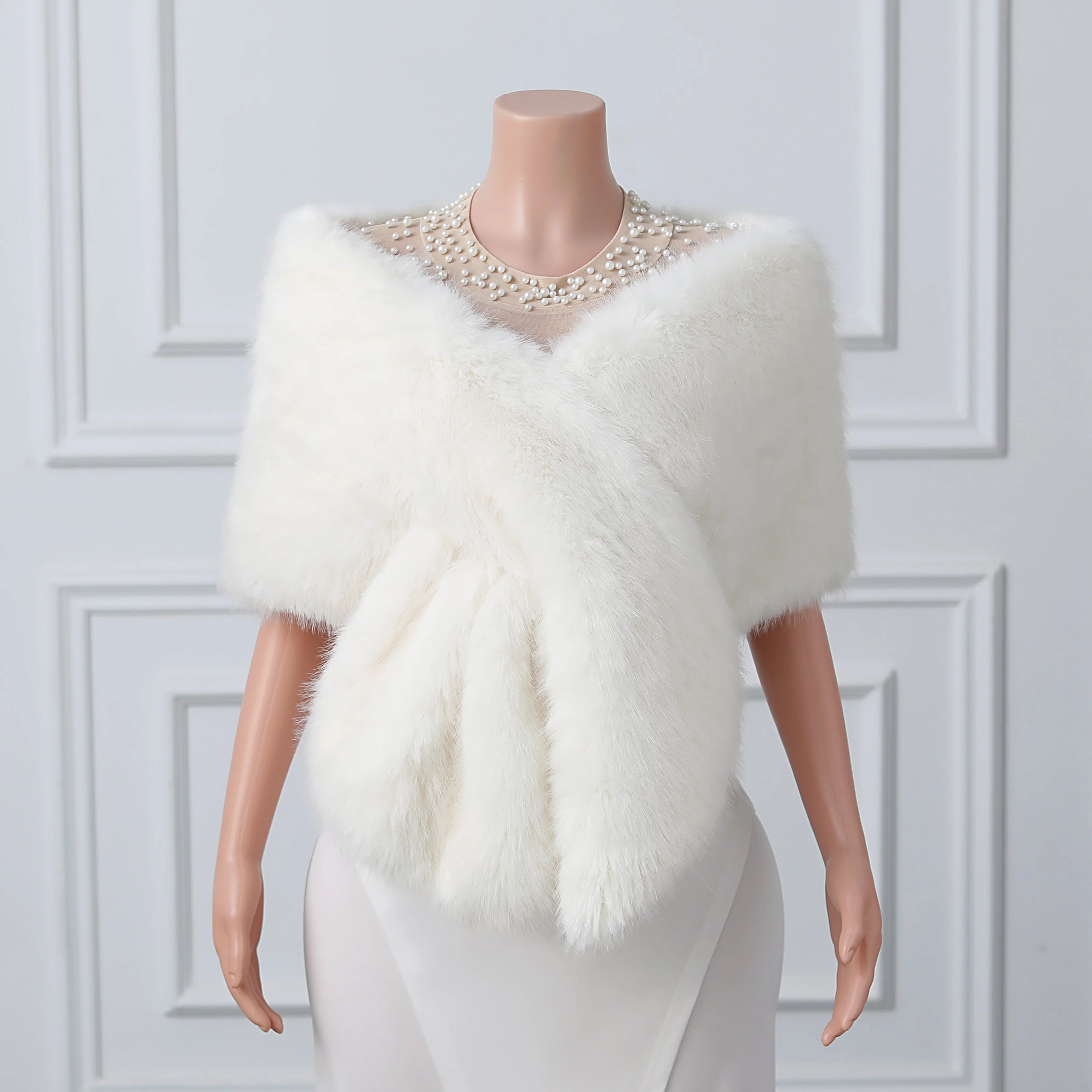 Warp knitted wool round hole mid-length imitation wool wedding shawl - Image 10