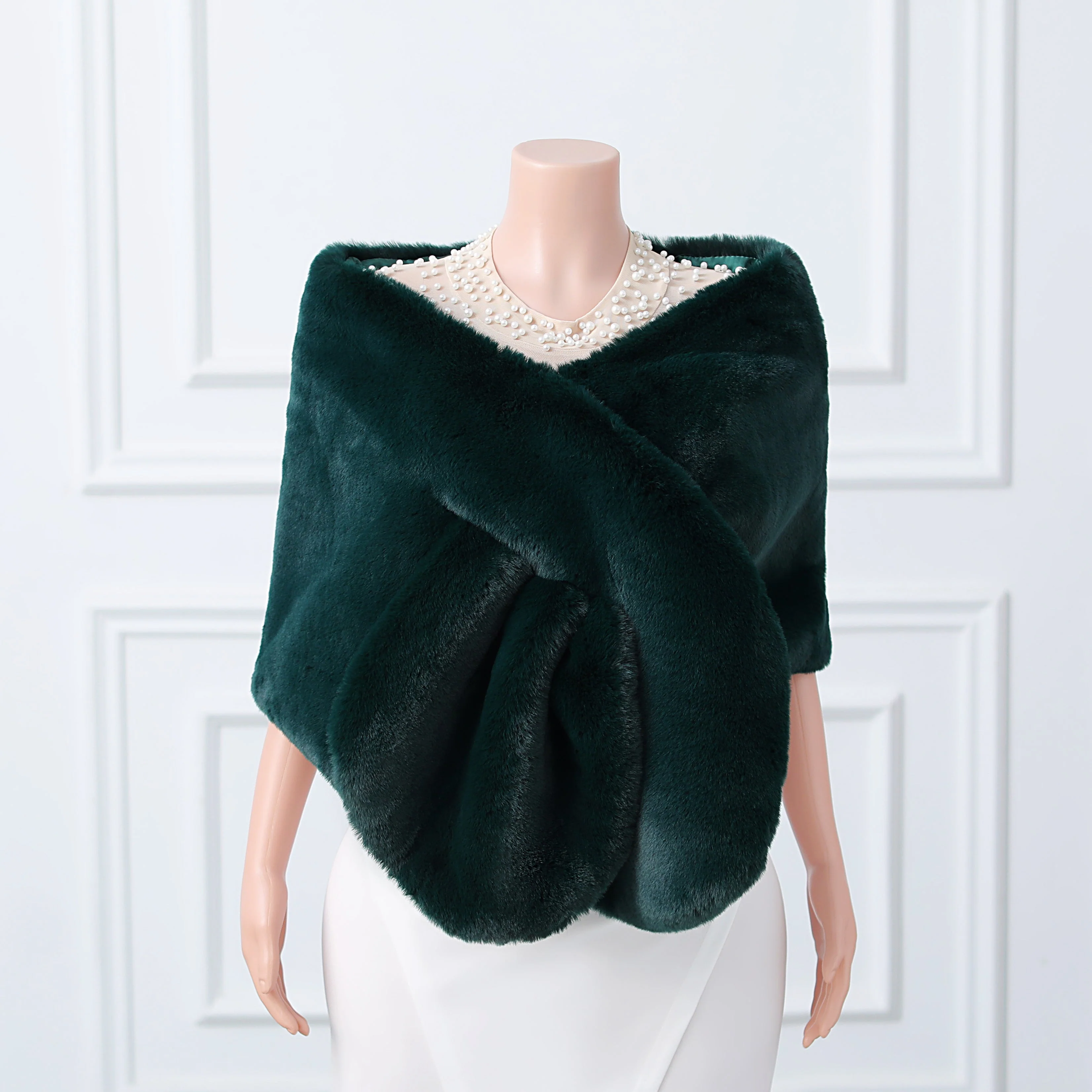 Warp knitted wool round hole mid-length imitation wool wedding shawl - Image 17