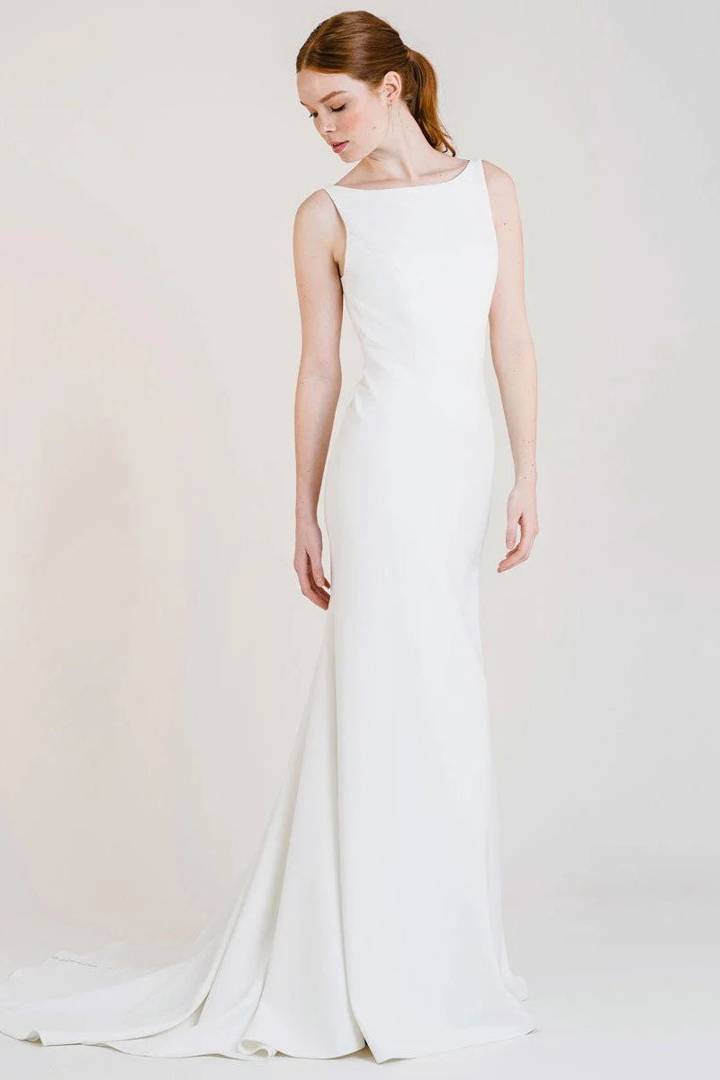 White Casual Wedding Dress With Train Bateau Neck Sleeveless Sexy Backless Satin Fabric Mermaid Bridal Gowns - Image 3