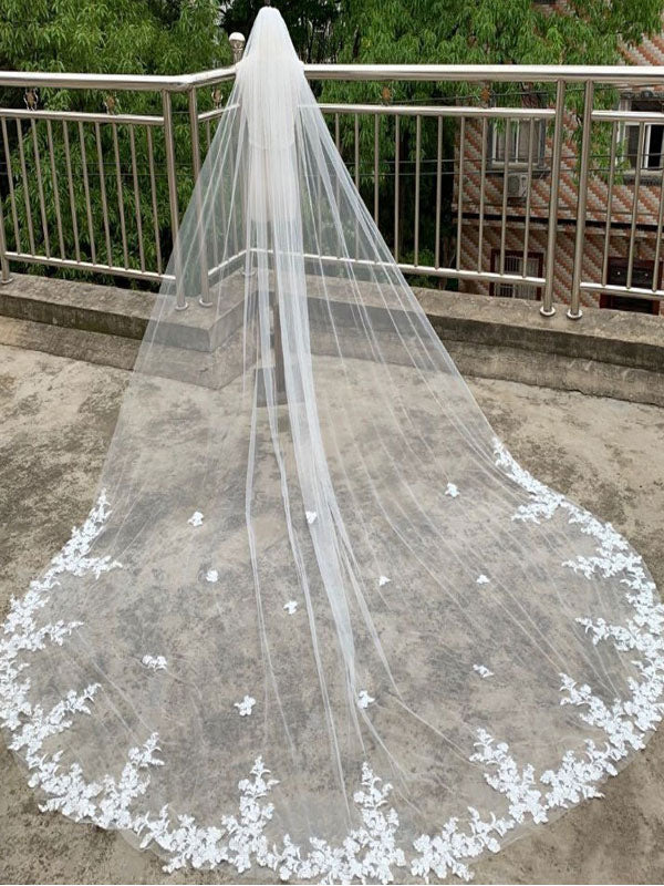 White Lace Appliques Wedding Veils One-Tier Tulle Waterfall Bridal Veils - Image 3