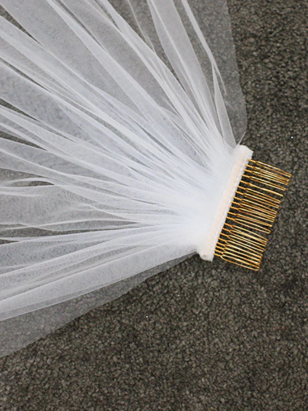 White Lace Tulle Veil Applique Edge Drop Wedding Veil - Image 6