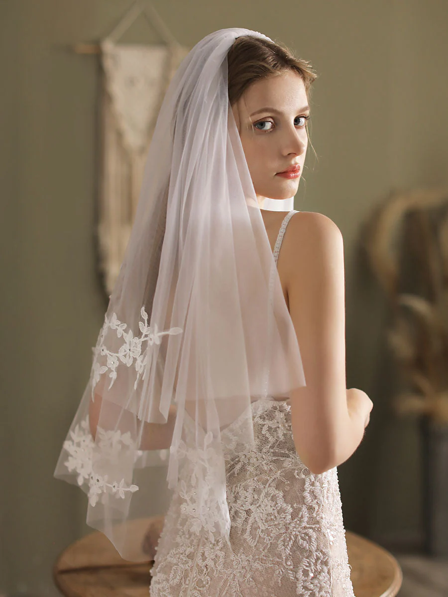 White Tulle Wedding Veils Two-Tier Lace Drop Bridal Veils - Image 3
