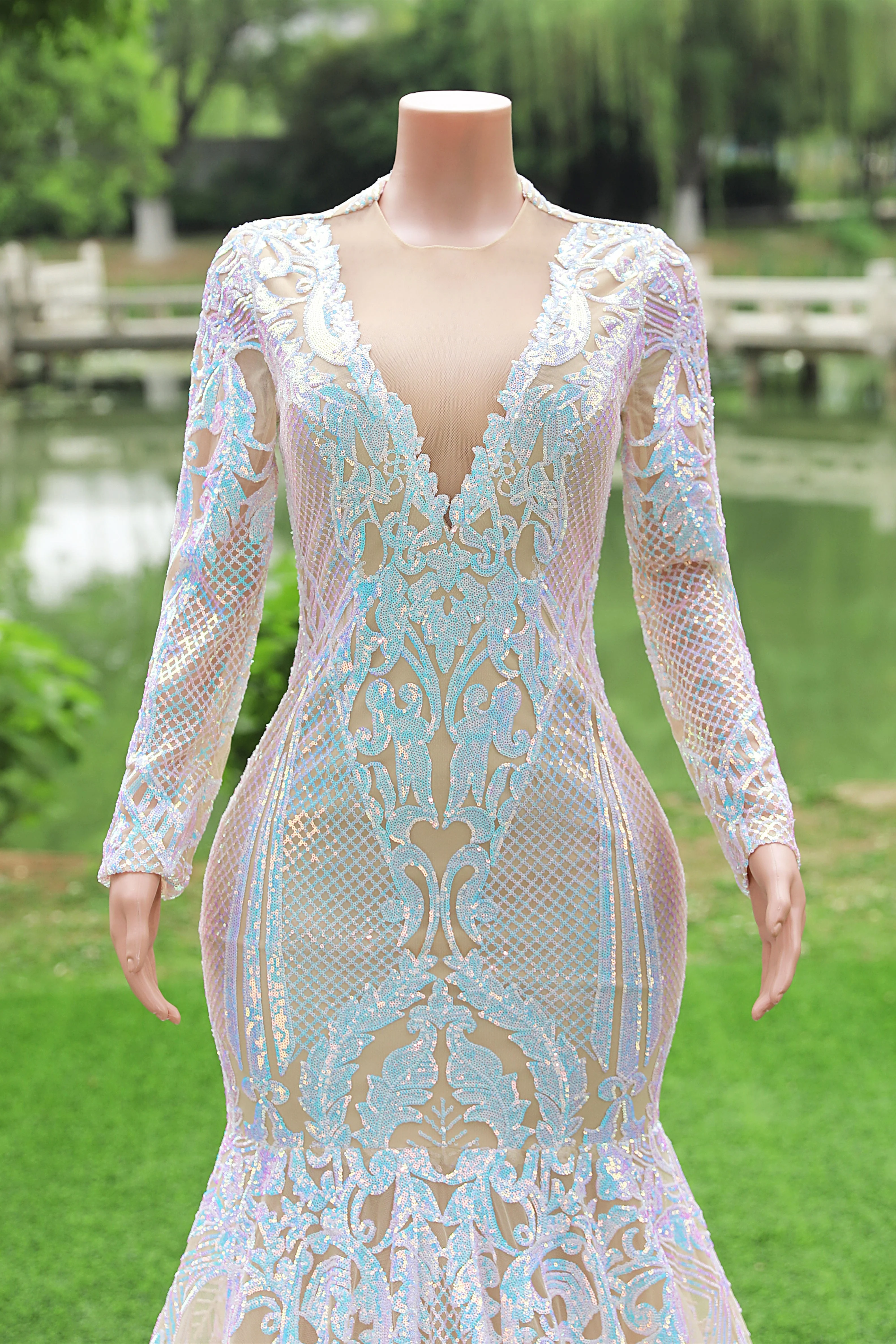 White V-neck Long sleeves Mermaid Sparkle Sequin Prom Dresses - Image 2