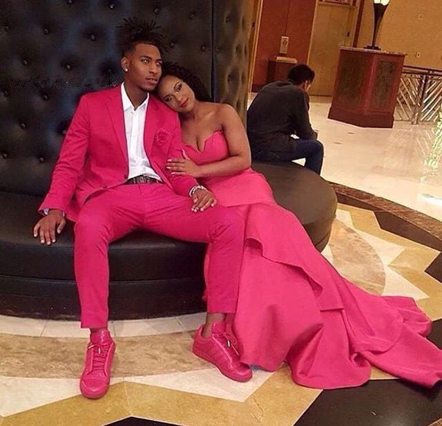 Classy Fushcia Notched Lapel Slim Fit Bespoke Mens Suits for Prom - Image 2